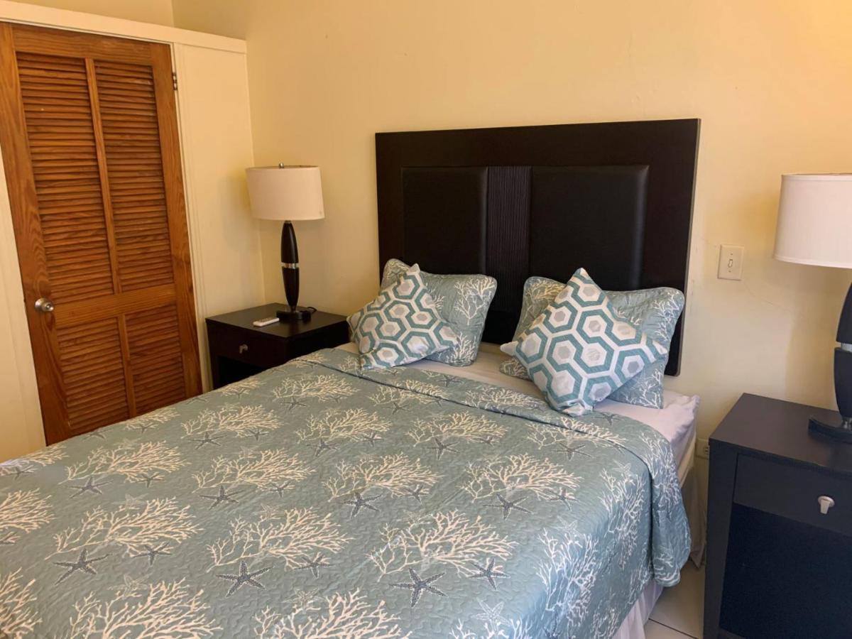 Connie'S Comfort Suites St. John's Zewnętrze zdjęcie