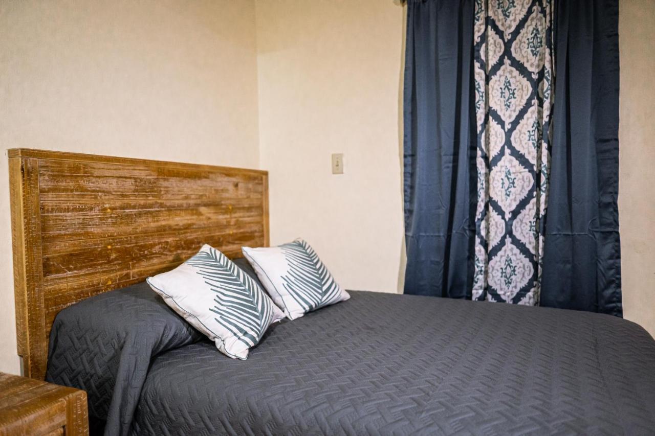 Connie'S Comfort Suites St. John's Zewnętrze zdjęcie
