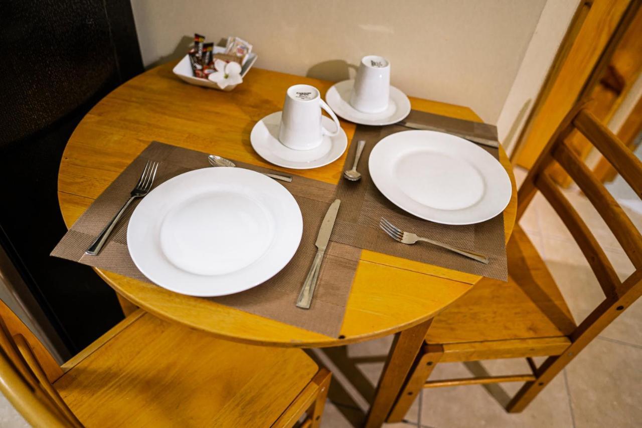 Connie'S Comfort Suites St. John's Zewnętrze zdjęcie